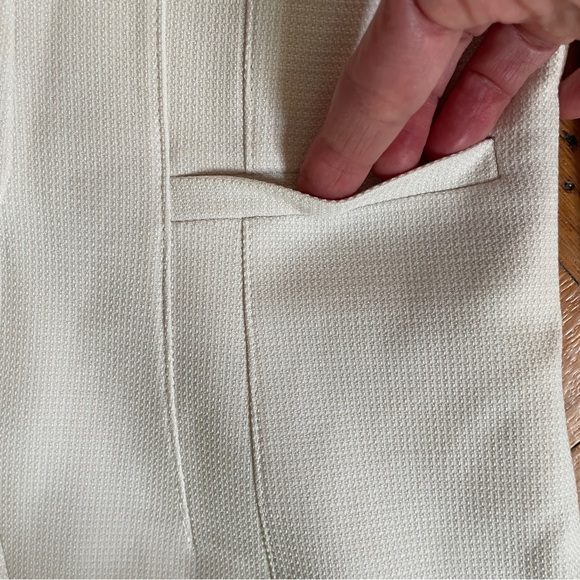 WHBM One Button No Collar 3/4 Sleeve Blazer in Cream Bone Off-White - Picture 2 of 12